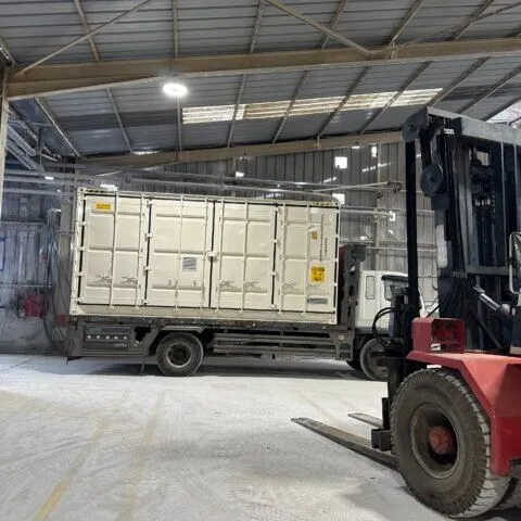 Chariot élévateur gasoil de 10t à 30t — vue 2