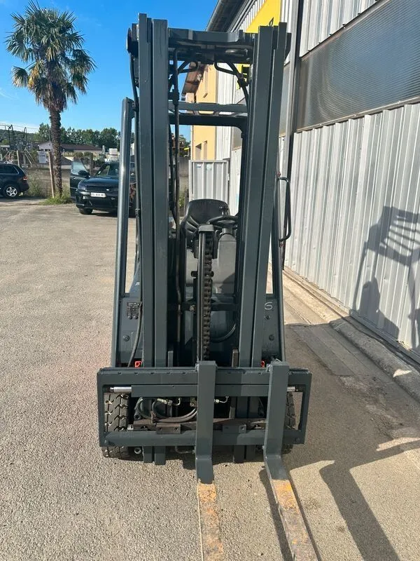 Chariot élévateur Frontal électrique Linde E20 — vue 6