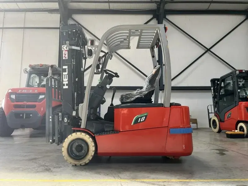 Chariot élévateur Frontal électrique Linde E35 — vue 8
