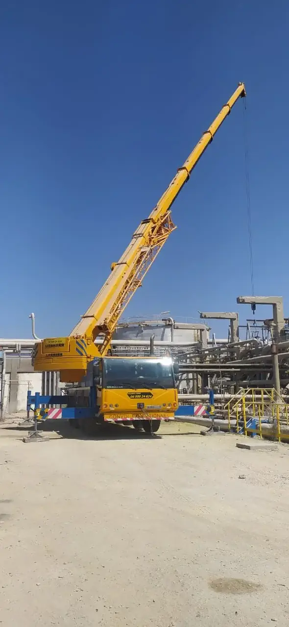 Grue mobile en location avec conducteur au Maroc